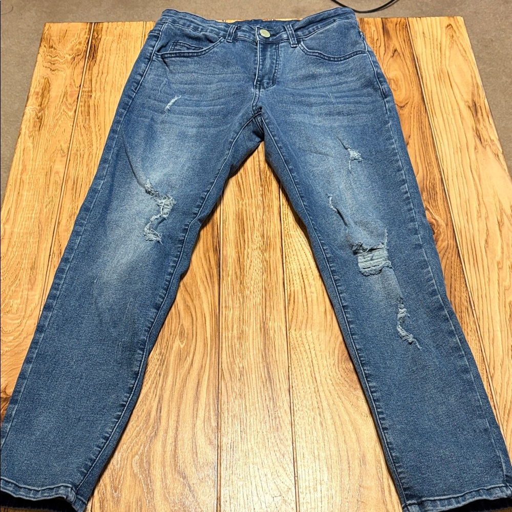 ROMWE Blue Straight Leg Jeans with Distressed Details NWOT